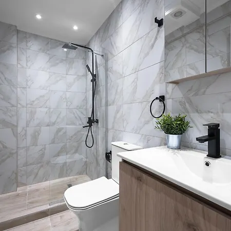 Vesper Apartments, The Luxury Lejlighed *