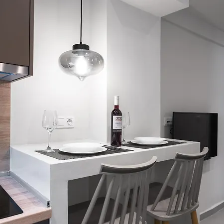Vesper Apartments, The Luxury