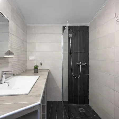 Vesper Apartments, The Luxury Salonic